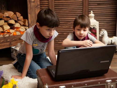 Rüyada Çanta Hediye Almak: Sırlar ve Fırsatlar