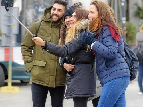 Rüyada İdrardan Taş Gelmesi: Anlamı ve Yorumu